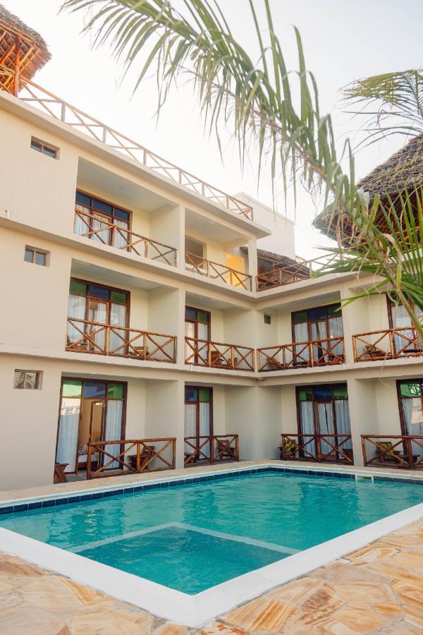 Ocean Breeze Resort Nungwi Exterior foto