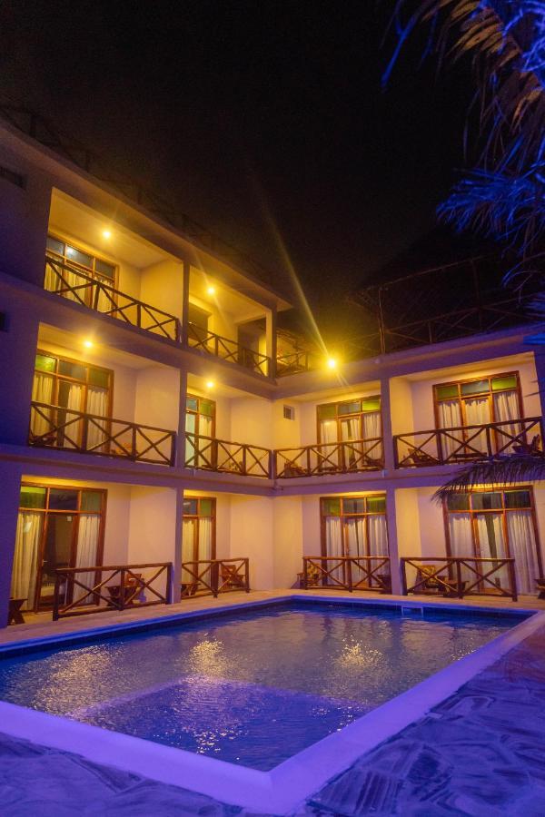 Ocean Breeze Resort Nungwi Exterior foto