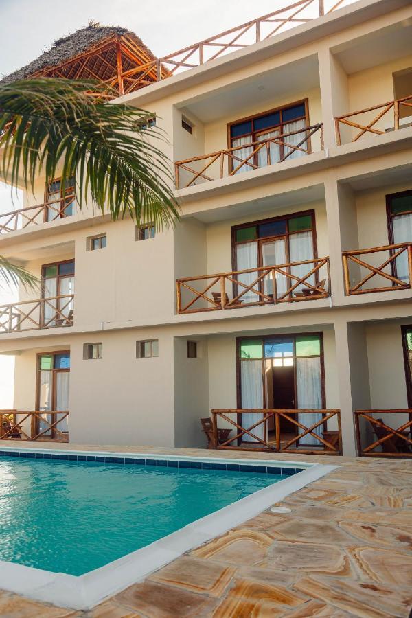 Ocean Breeze Resort Nungwi Exterior foto