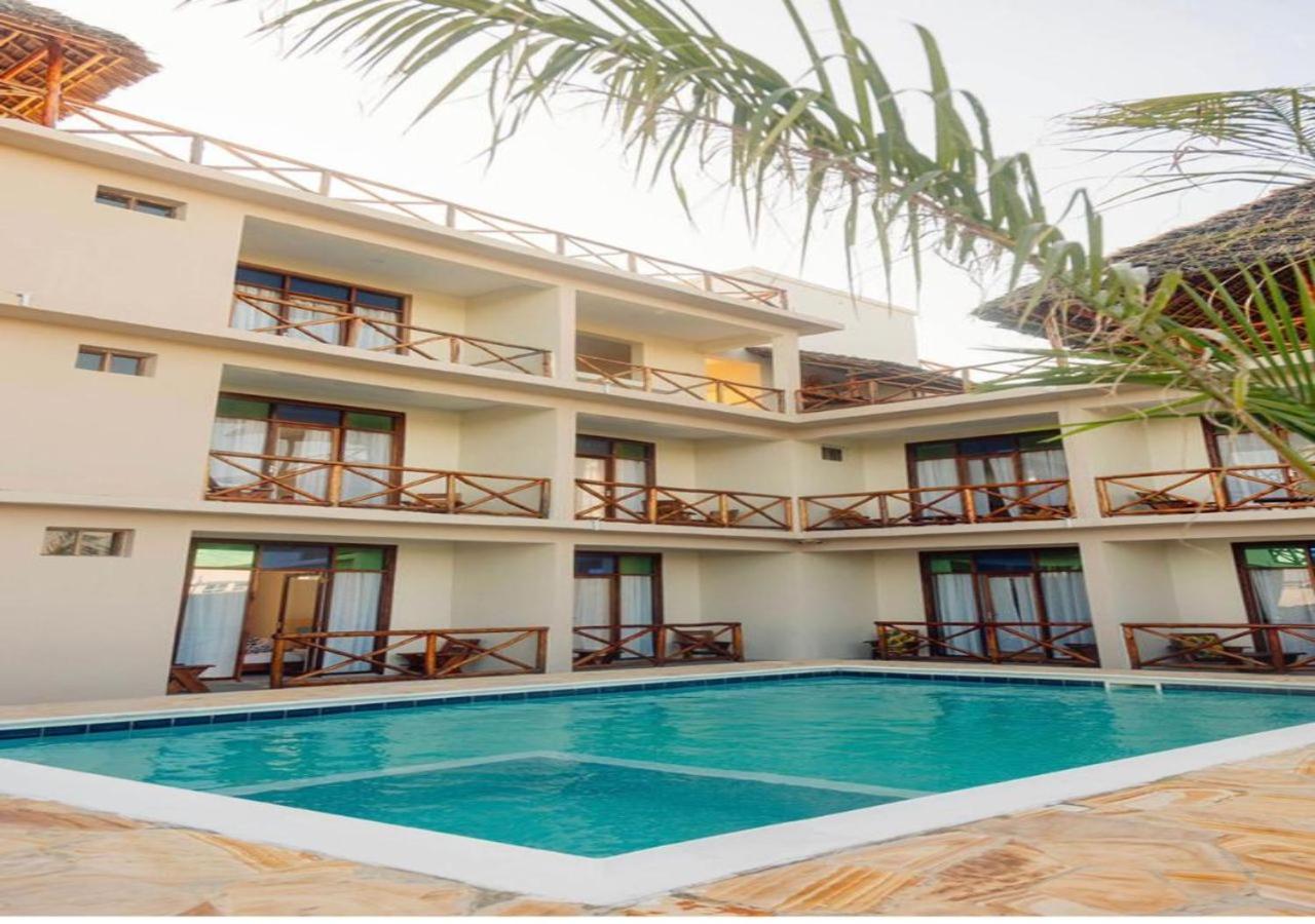 Ocean Breeze Resort Nungwi Exterior foto