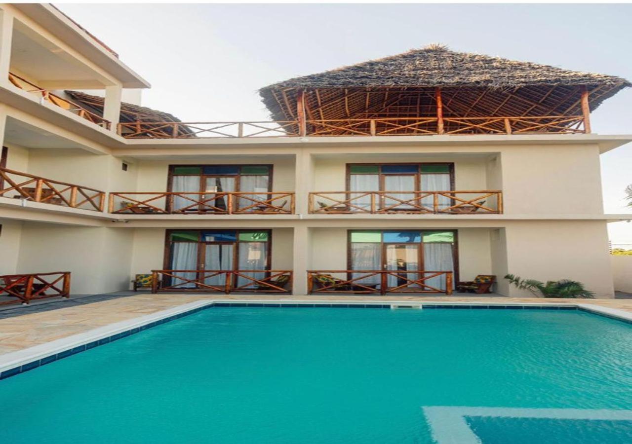 Ocean Breeze Resort Nungwi Exterior foto