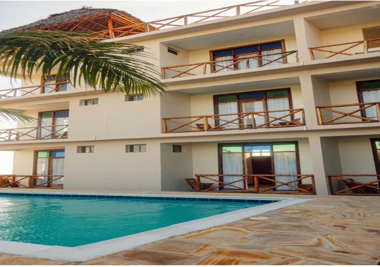 Ocean Breeze Resort Nungwi Exterior foto